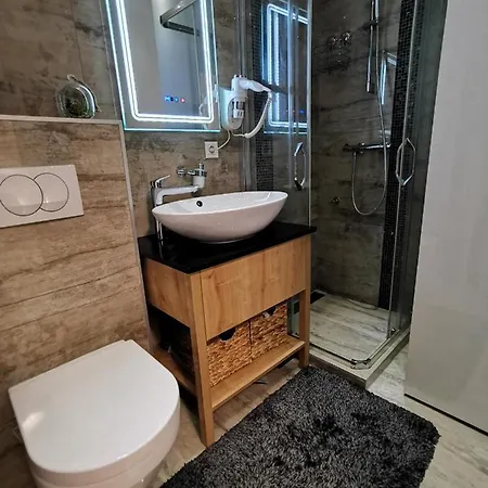 Appartement Lux With Sauna & Balcony *